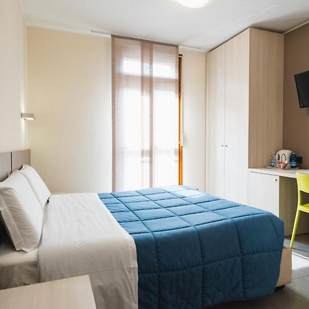 Parini Hotel Бозизио-Парини Экстерьер фото